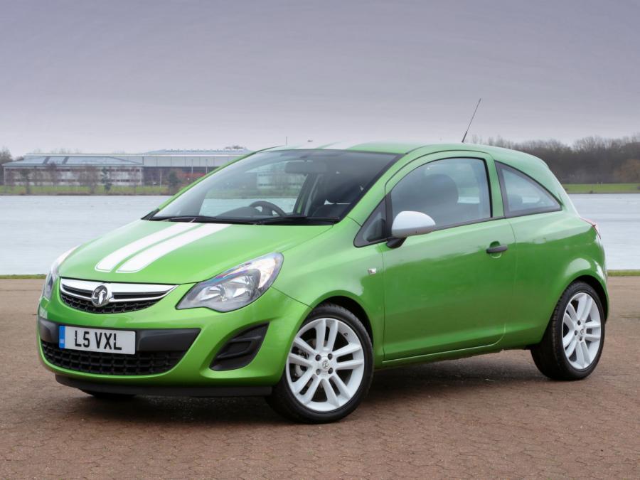  Vauxhall Corsa Sting 2013 года  (фото 13 из 18)